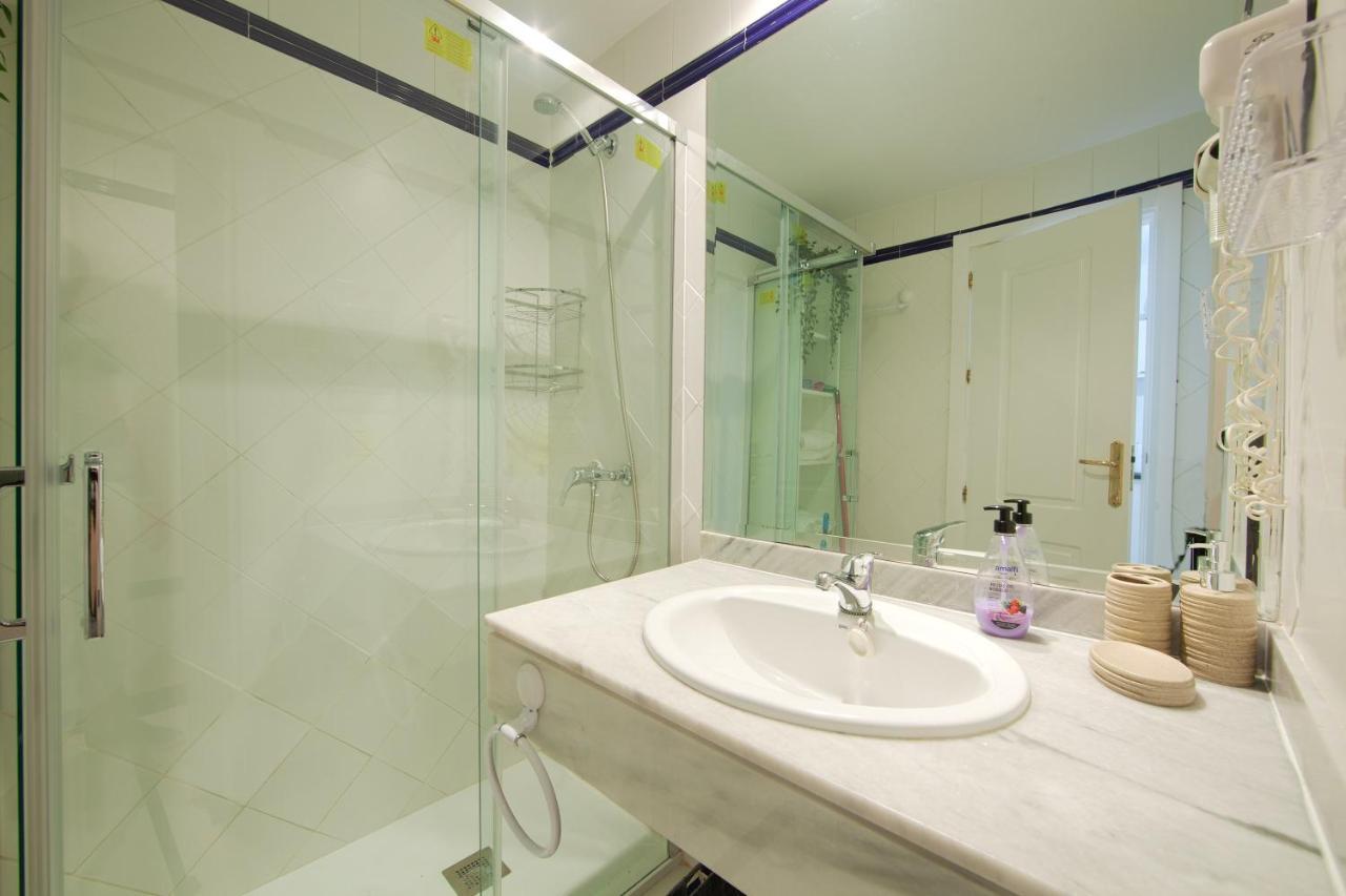Varios Apartamentos Romana Playa Elviria ماربيا المظهر الخارجي الصورة
