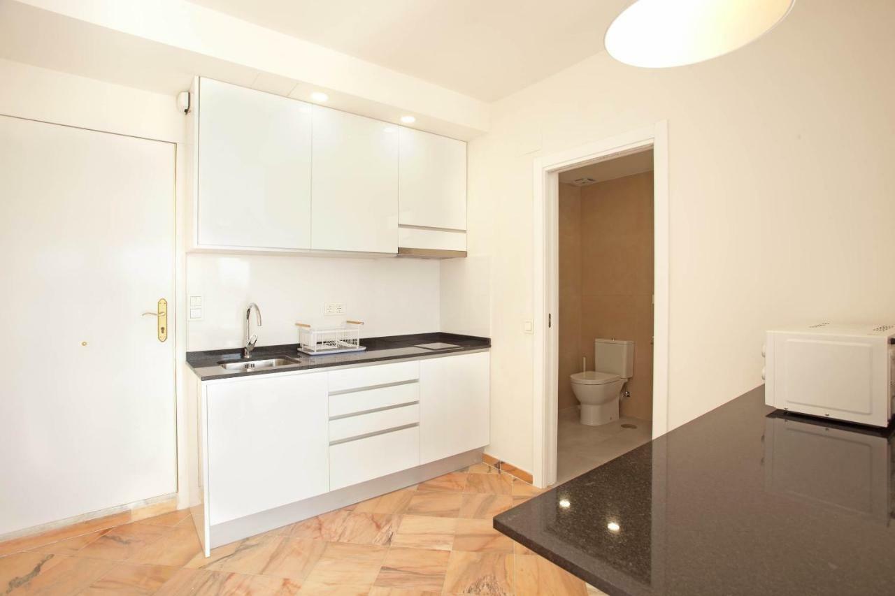 Varios Apartamentos Romana Playa Elviria ماربيا المظهر الخارجي الصورة